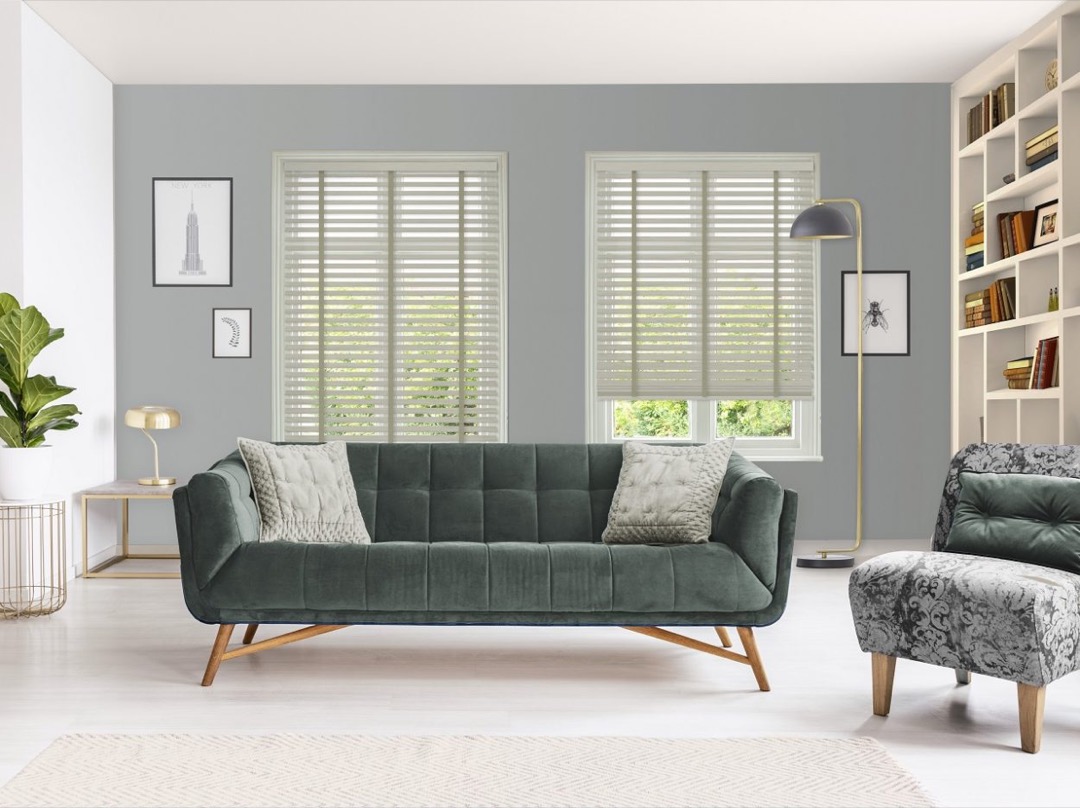 Venetian white blinds in living room